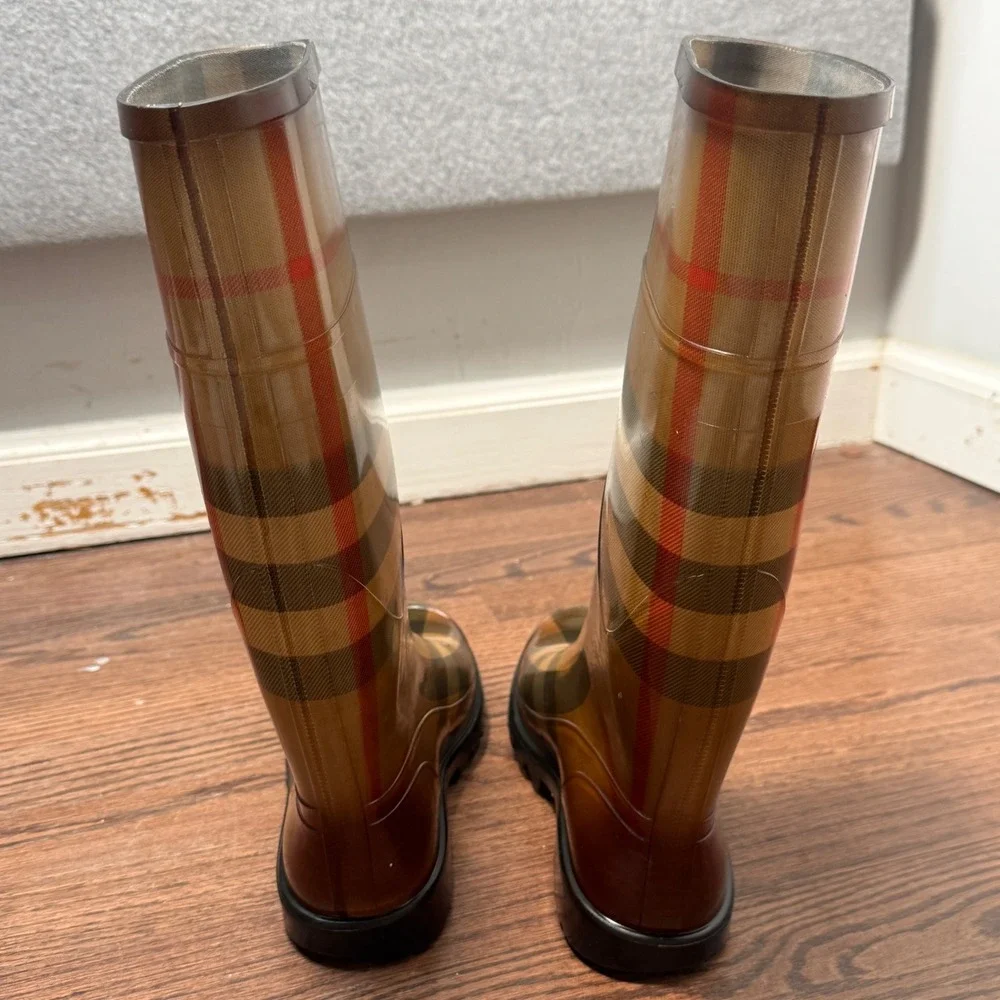 Burberry House Check‎ Tall Rubber Rain Boots Nova Plaid Glossy 36 Italy US 5.5